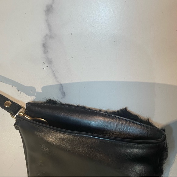 Balenciaga Black Bag Pouch - Sherpa in the back - Picture 5 of 5